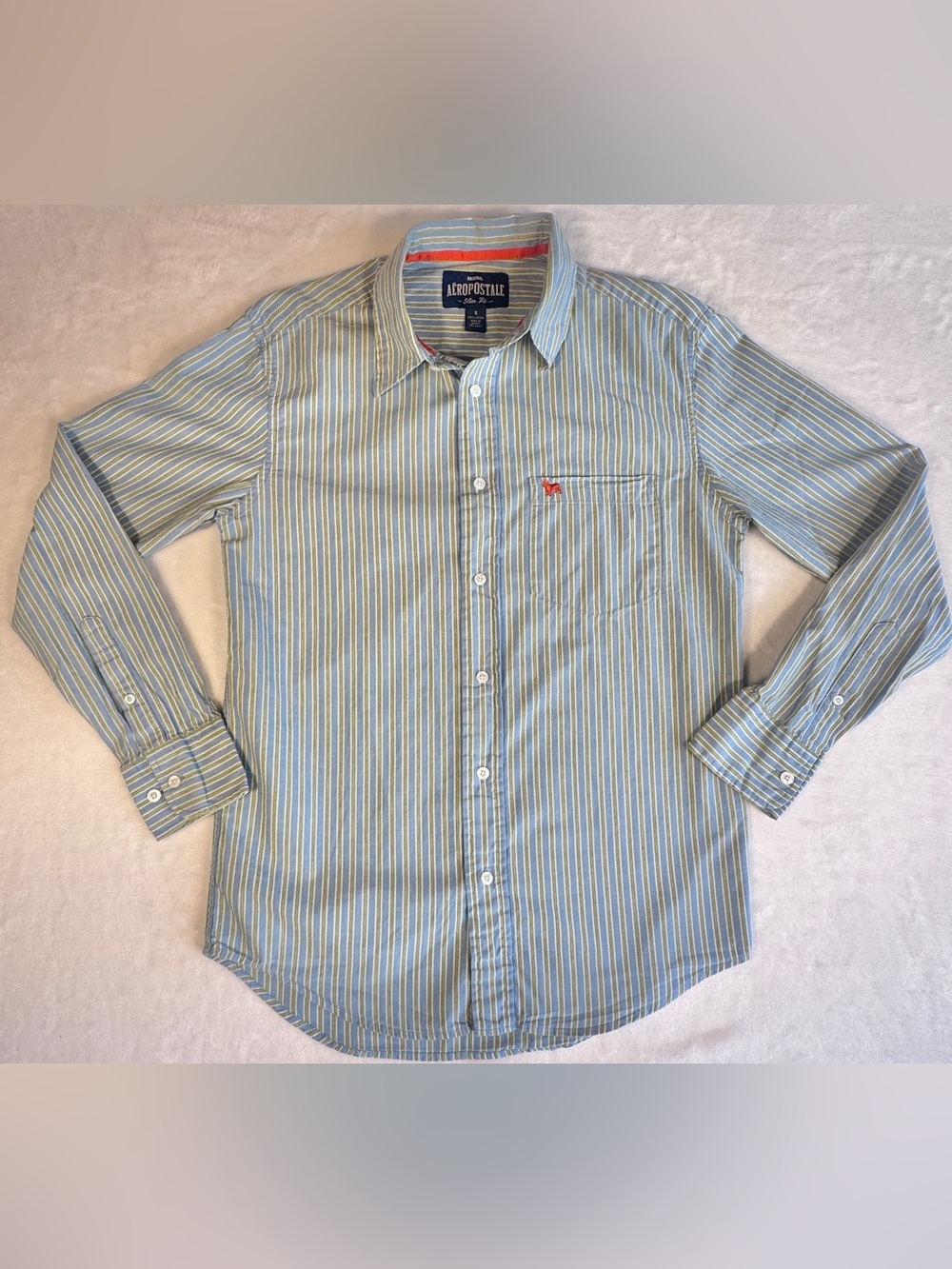 Aeropostale Men’s Blue, White Striped Button-Down Shirt Small